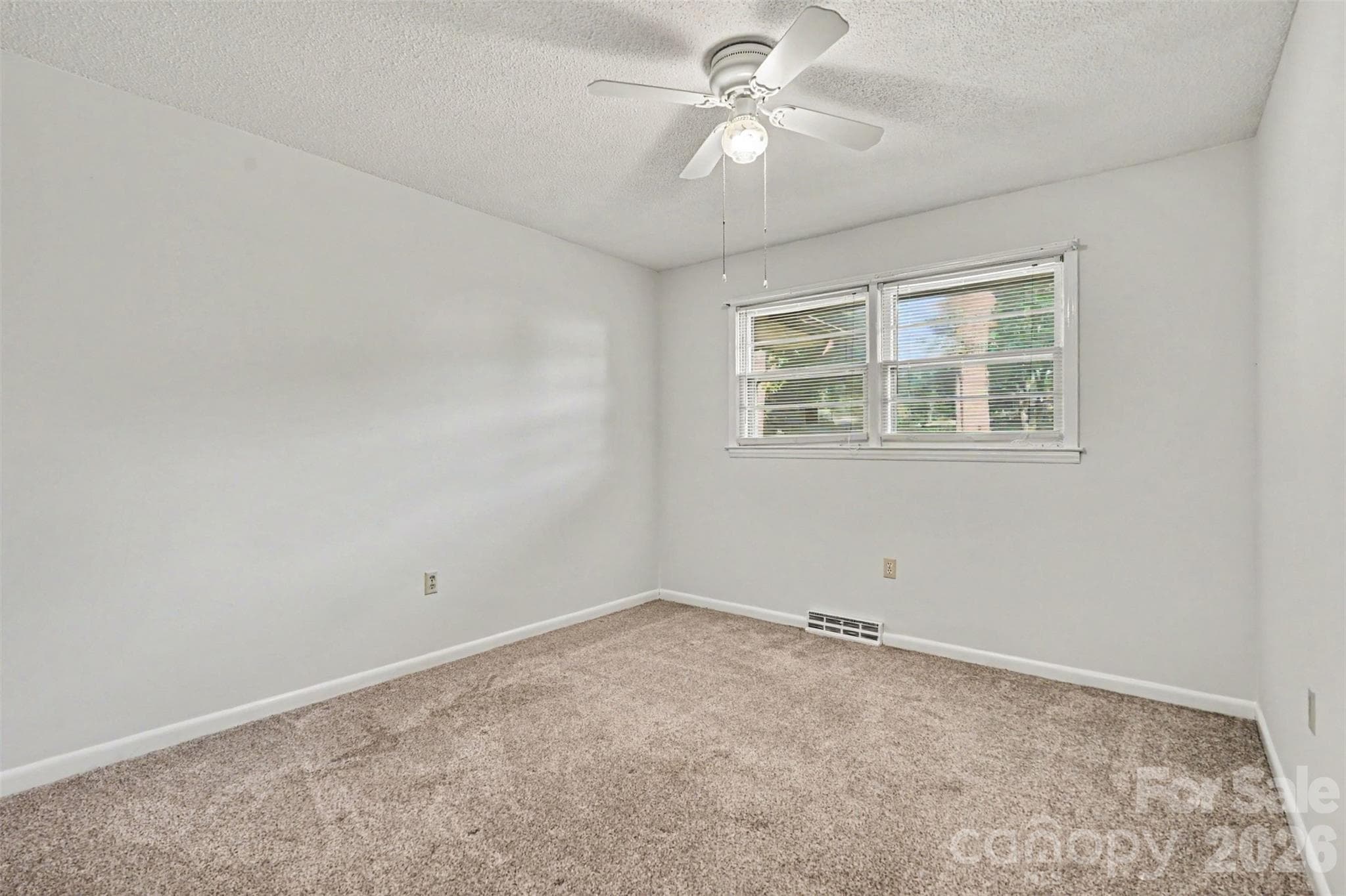 Single Family Residence at 777 Springdale Lane, Gastonia, photo 17 of 33