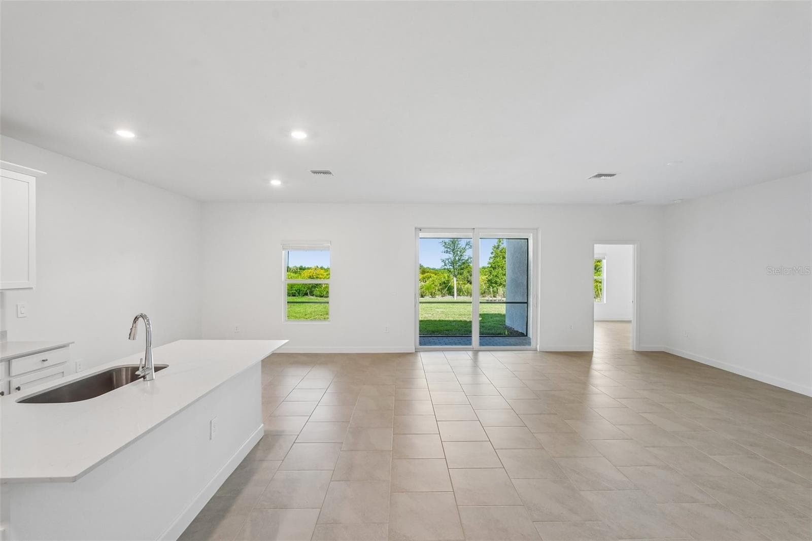 Single Family Residence at 13296 GRASSMERE CT, PUNTA GORDA, photo 15 of 49