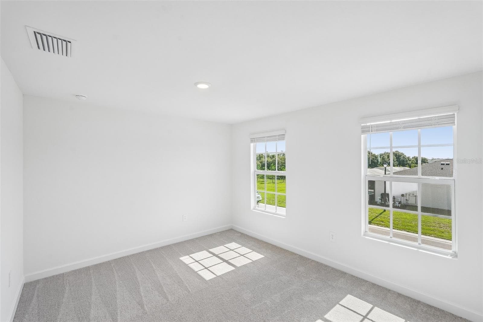 Single Family Residence at 13296 GRASSMERE CT, PUNTA GORDA, photo 31 of 49