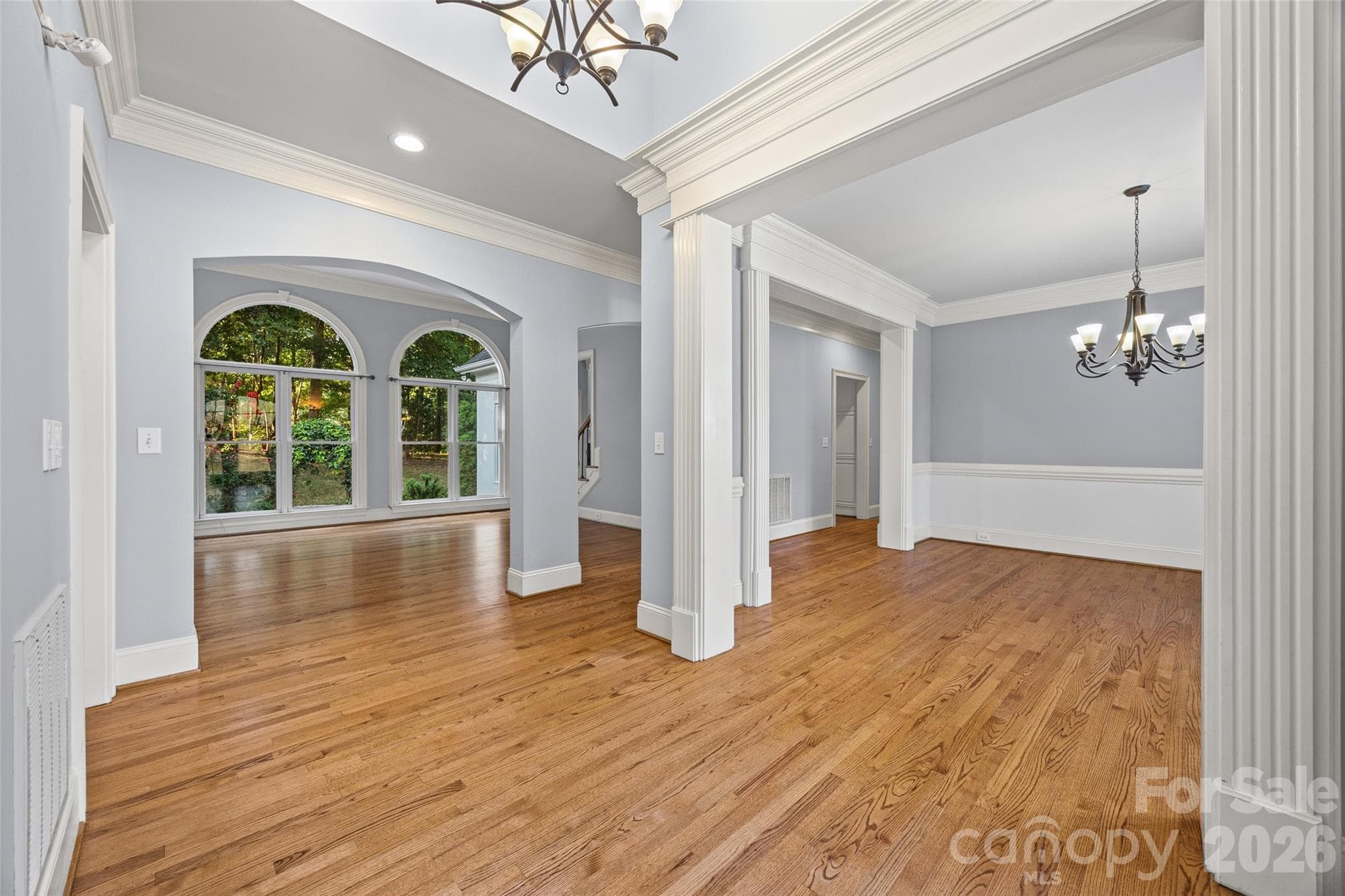 Single Family Residence at 9331 Whispering Wind Drive, Charlotte, photo 7 of 35