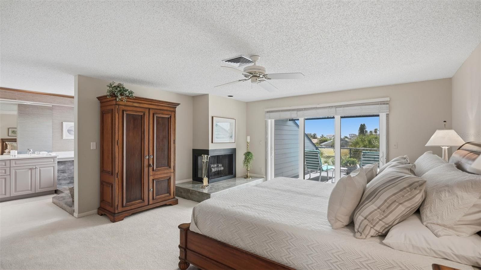 Condominium at 910 PINELLAS BAYWAY S #201, TIERRA VERDE, photo 16 of 43