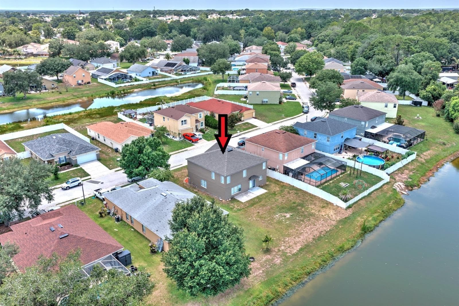 Single Family Residence at 7508 HUNTERS GREENE CIR, LAKELAND, photo 6 of 43