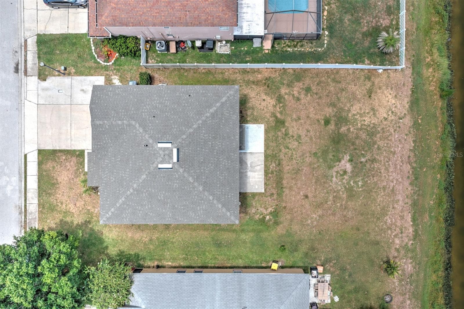 Single Family Residence at 7508 HUNTERS GREENE CIR, LAKELAND, photo 9 of 43