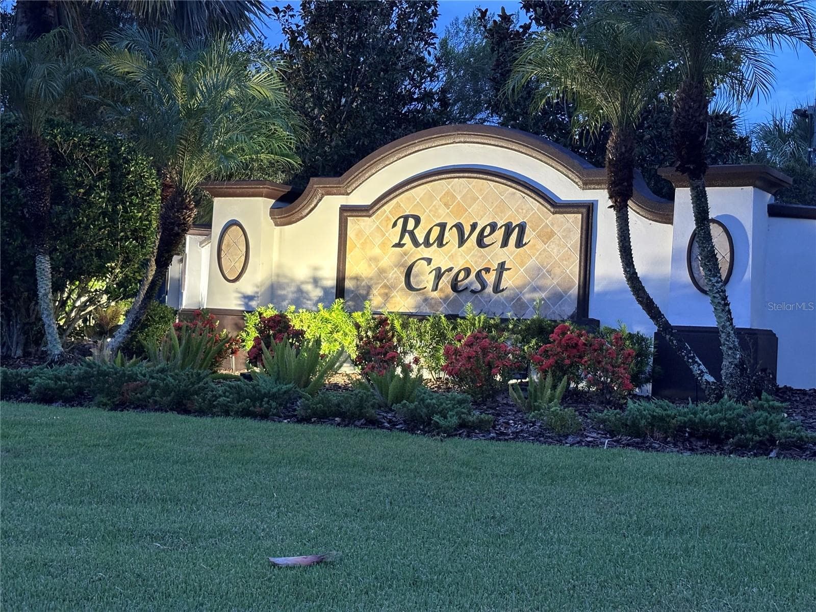 Raven Crest Entry - 735 116TH CT NE, BRADENTON
