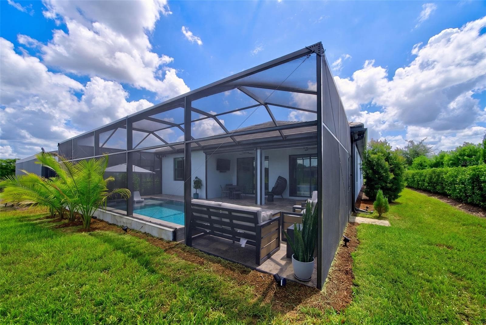 Single Family Residence at 704 PINTAIL CV, BRADENTON, photo 61 of 86