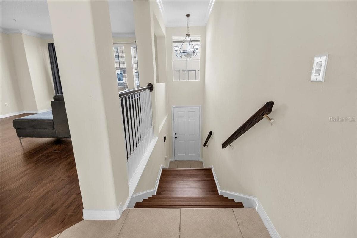 Entry - 4336 SPINNAKER COVE LN, TAMPA