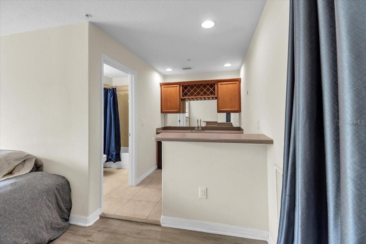Wet Bar - 4336 SPINNAKER COVE LN, TAMPA