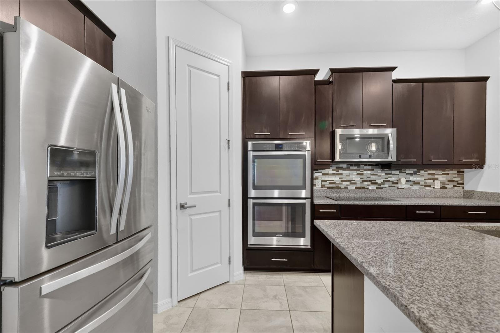 Single Family Residence at 14681 SETON CREEK BLVD, WINTER GARDEN, photo 9 of 48