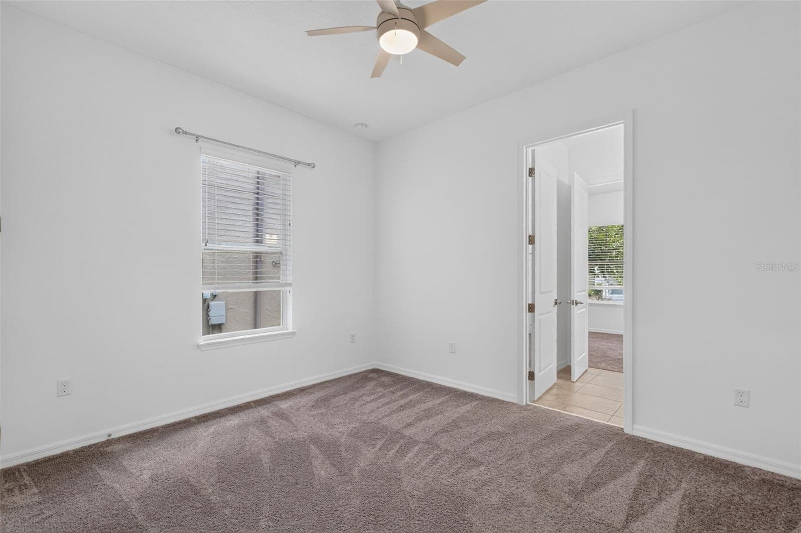 Bedroom 2 into Bedroom 3 - 14681 SETON CREEK BLVD, WINTER GARDEN