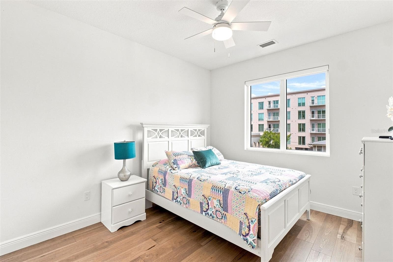 Condominium at 600 3RD AVE S #302, ST PETERSBURG, photo 21 of 52