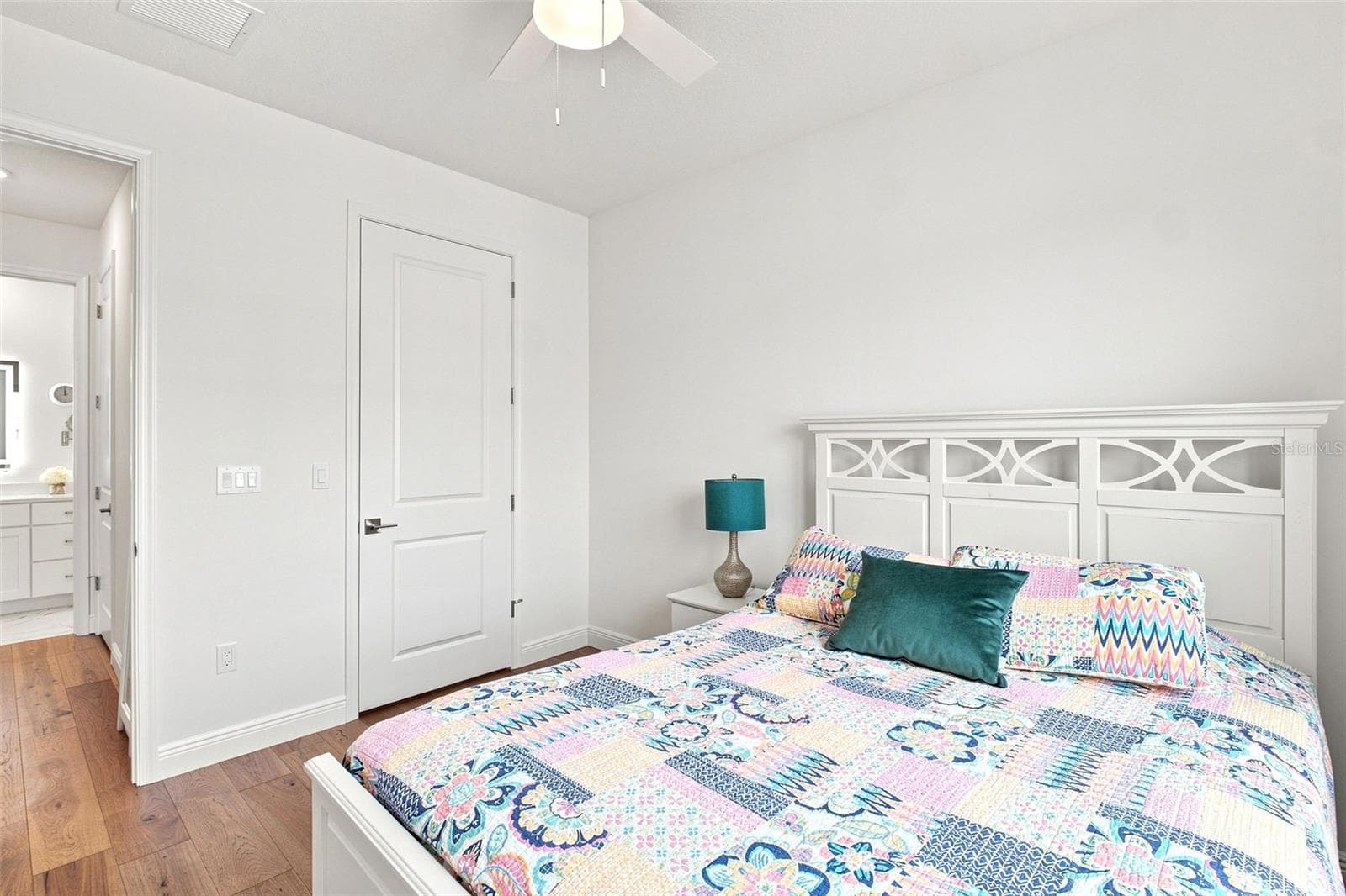 Condominium at 600 3RD AVE S #302, ST PETERSBURG, photo 22 of 52