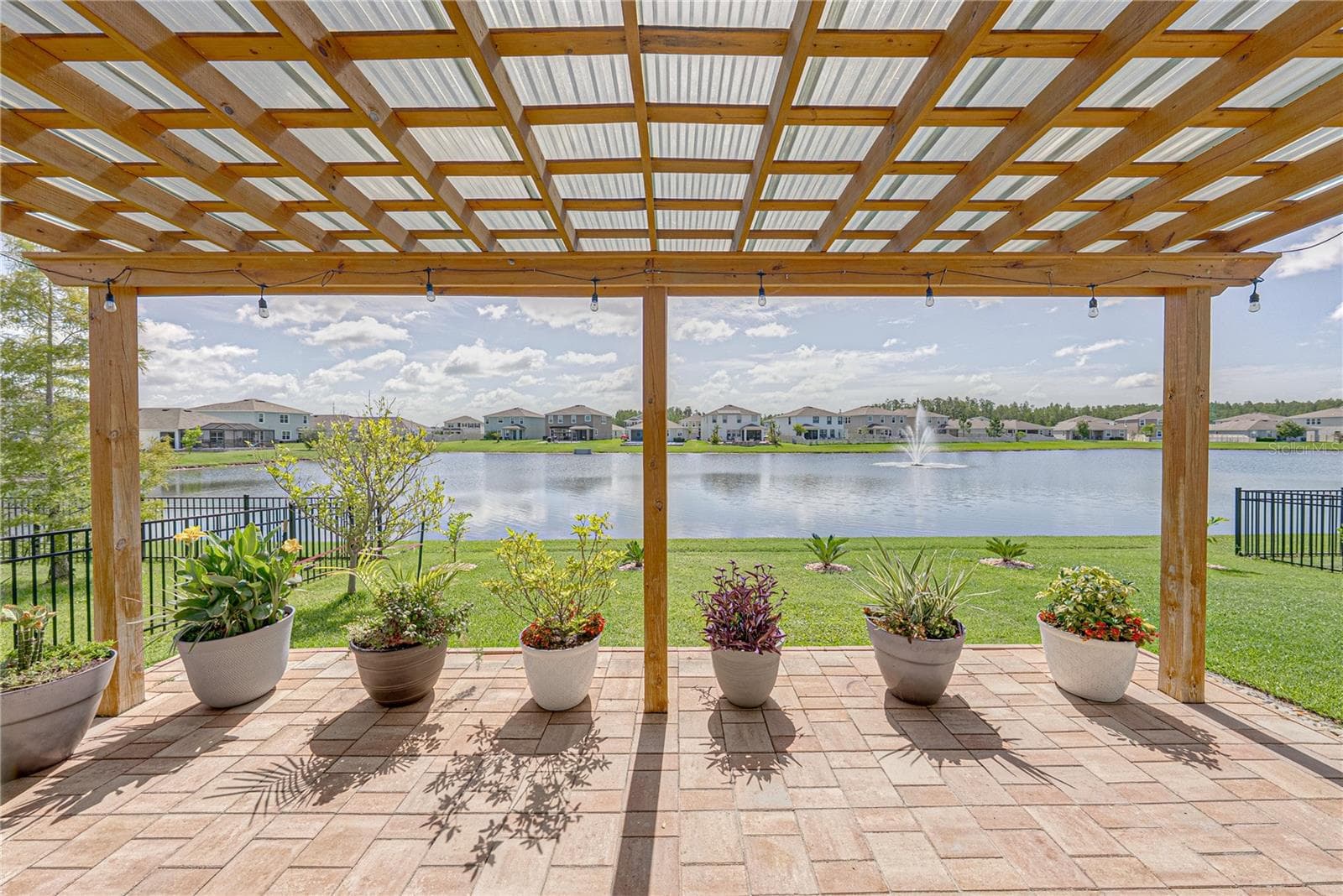 Single Family Residence at 8382 BOWER BASS CIR, WESLEY CHAPEL, photo 41 of 79