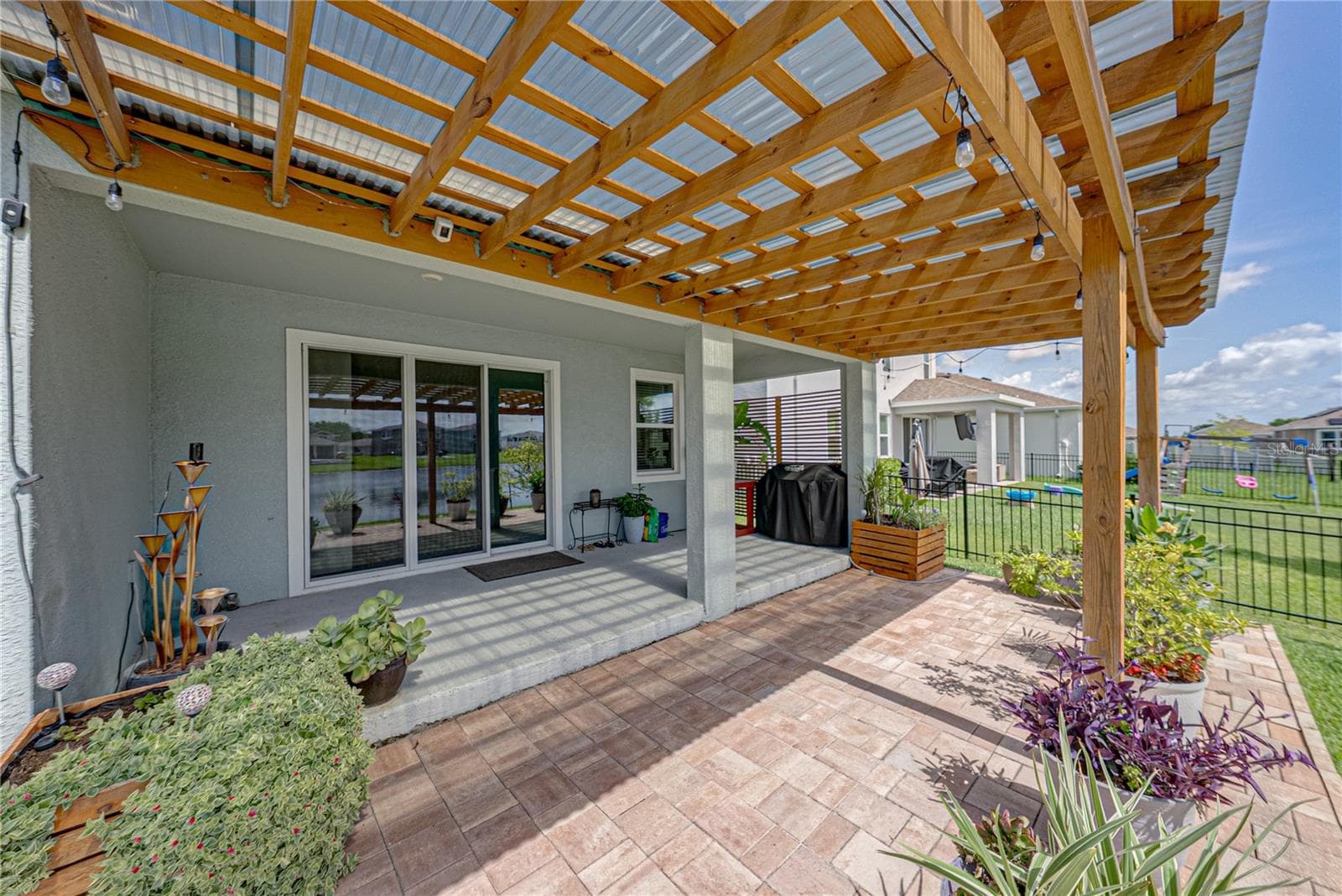 Single Family Residence at 8382 BOWER BASS CIR, WESLEY CHAPEL, photo 45 of 79
