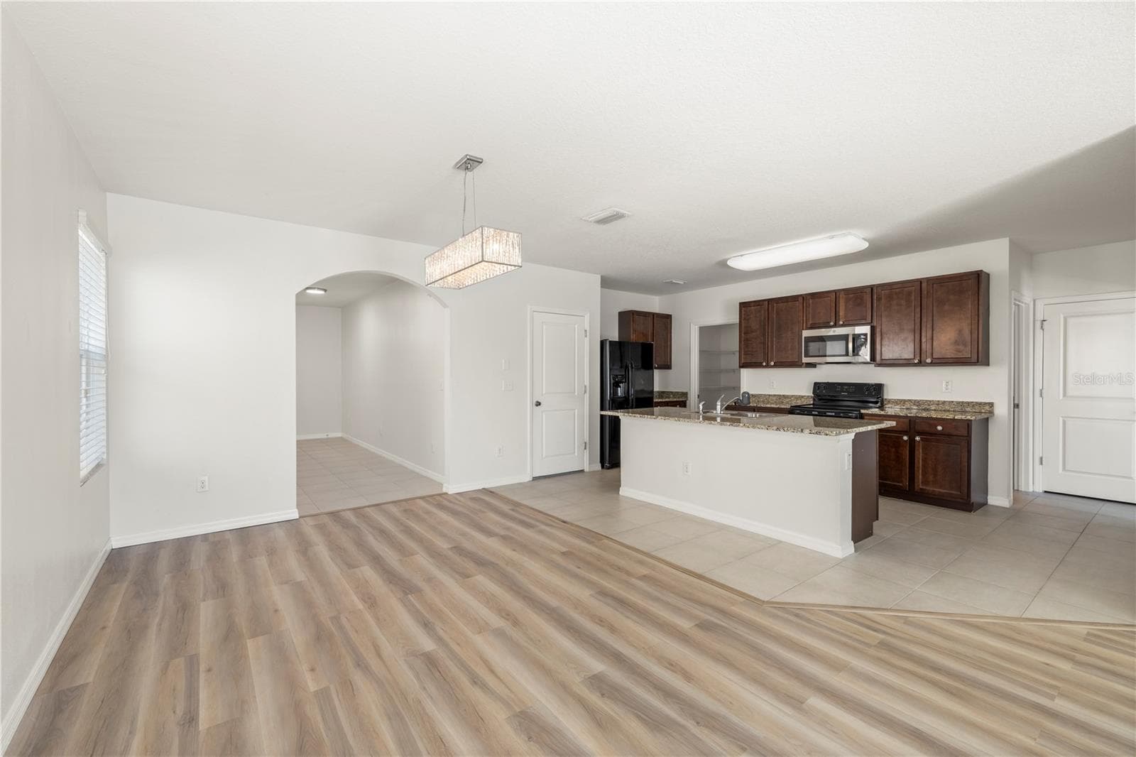Single Family Residence at 7789 TUSCAN BAY CIR, WESLEY CHAPEL, photo 10 of 74