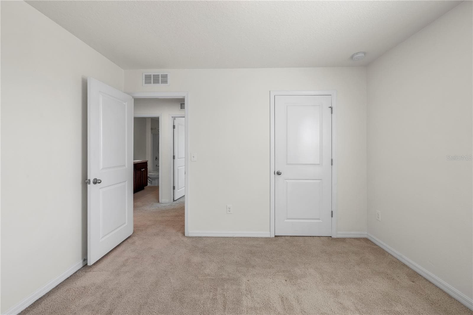 Single Family Residence at 7789 TUSCAN BAY CIR, WESLEY CHAPEL, photo 43 of 74