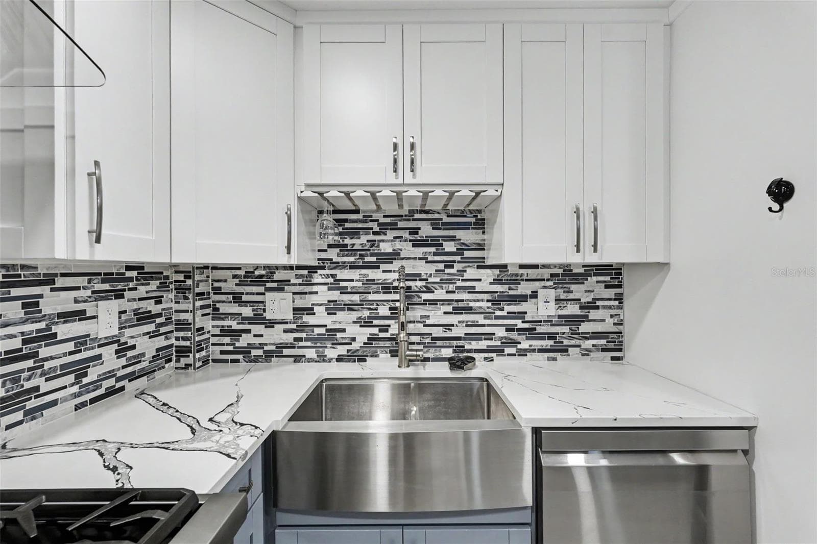 Single Family Residence at 1340 WILLIAMS DR, CLEARWATER, photo 13 of 44