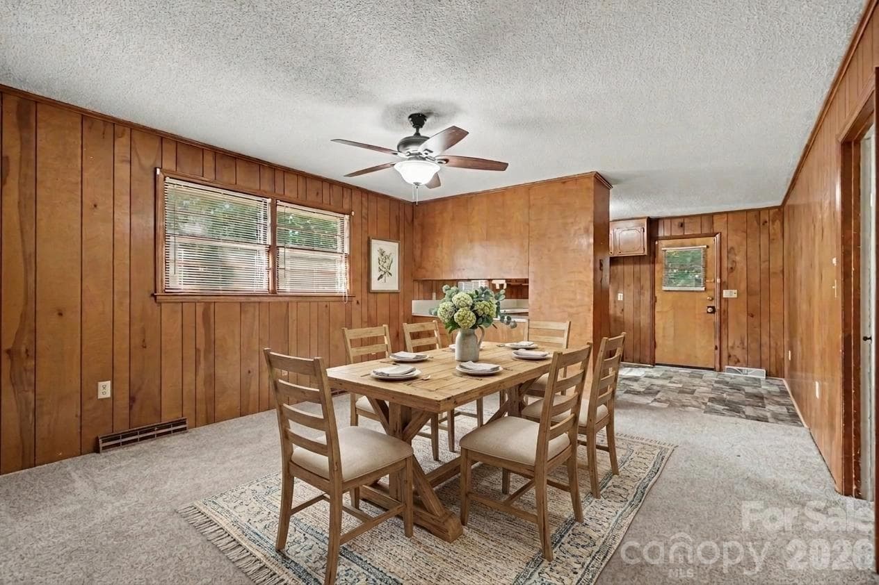 virtually staged - 777 Springdale Lane, Gastonia