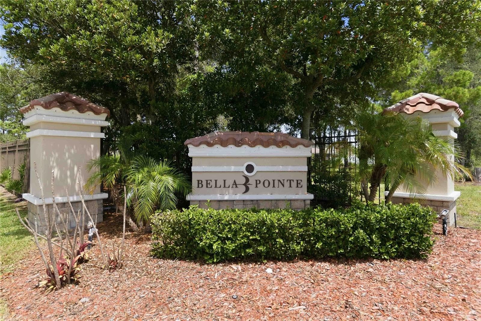 Bella Pointe Community in Isle of Bellalago - 4069 MARINA ISLE DR, KISSIMMEE