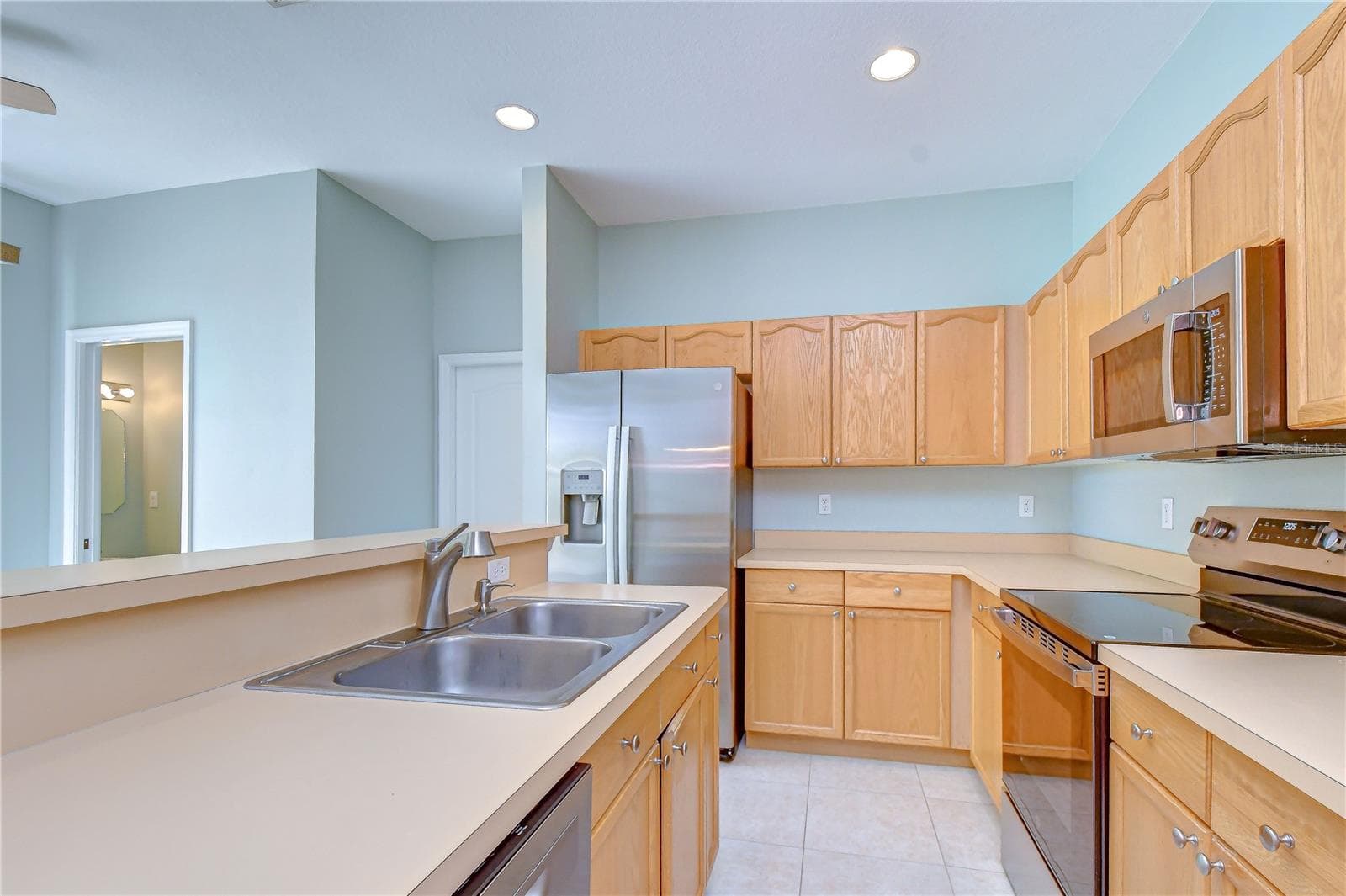 Townhouse at 1050 STARKEY RD #2105, LARGO, photo 45 of 91