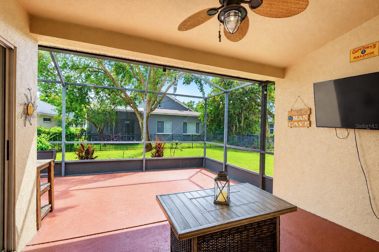 Screened Lanai - 6209 GANNETDALE DR, LITHIA