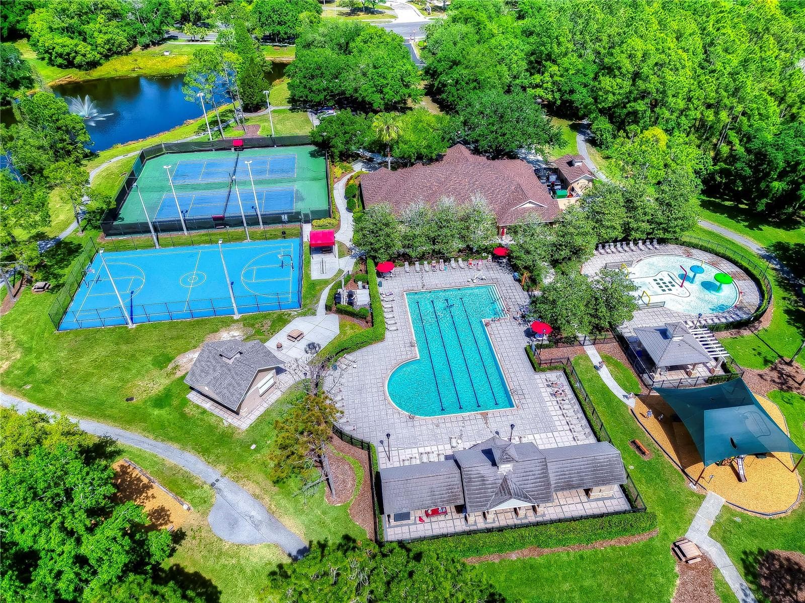 Family-friendly recreation throughout the community. - 6209 GANNETDALE DR, LITHIA