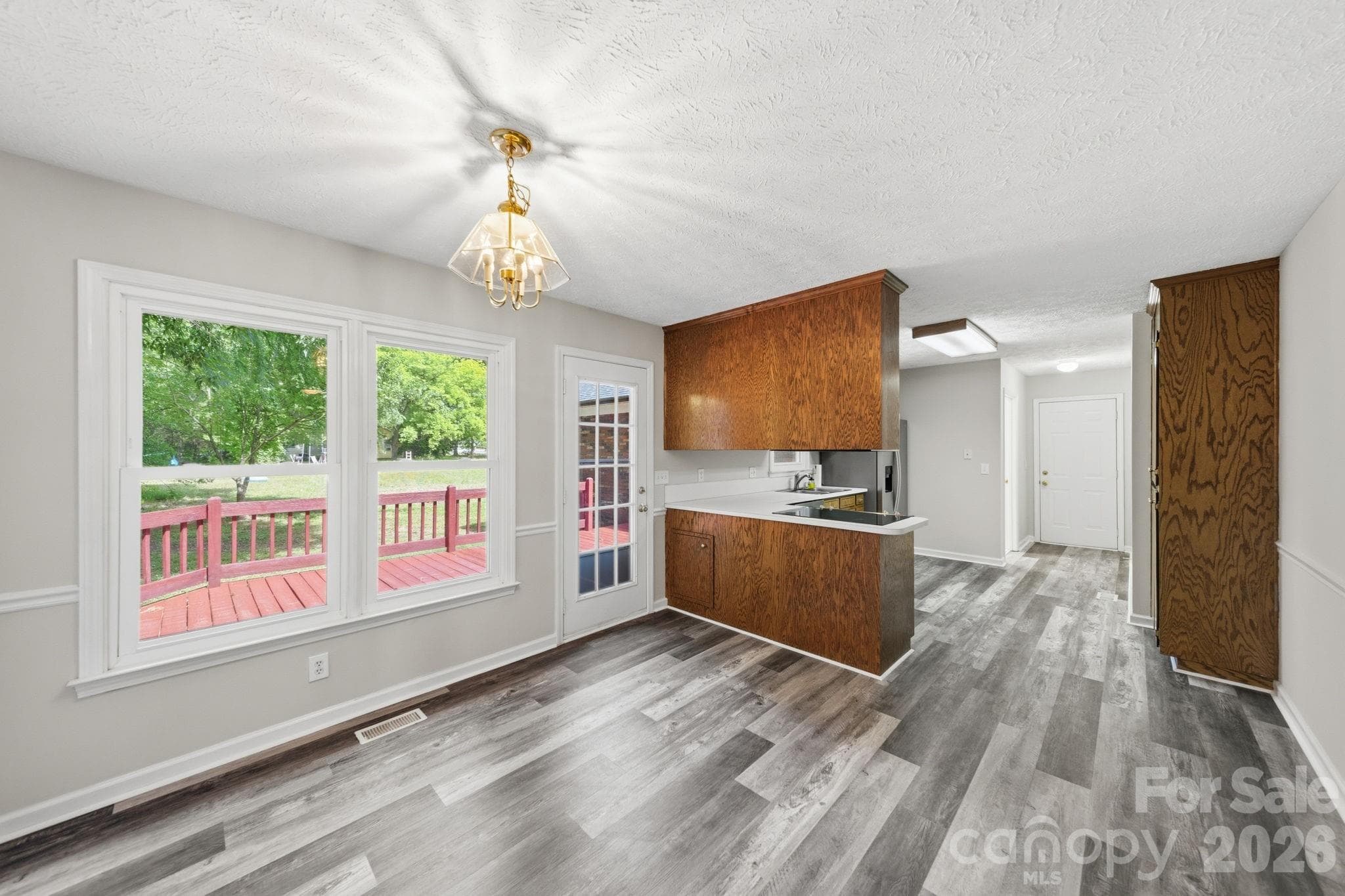 Single Family Residence at 617 Autumn Drive, Harrisburg, photo 15 of 46
