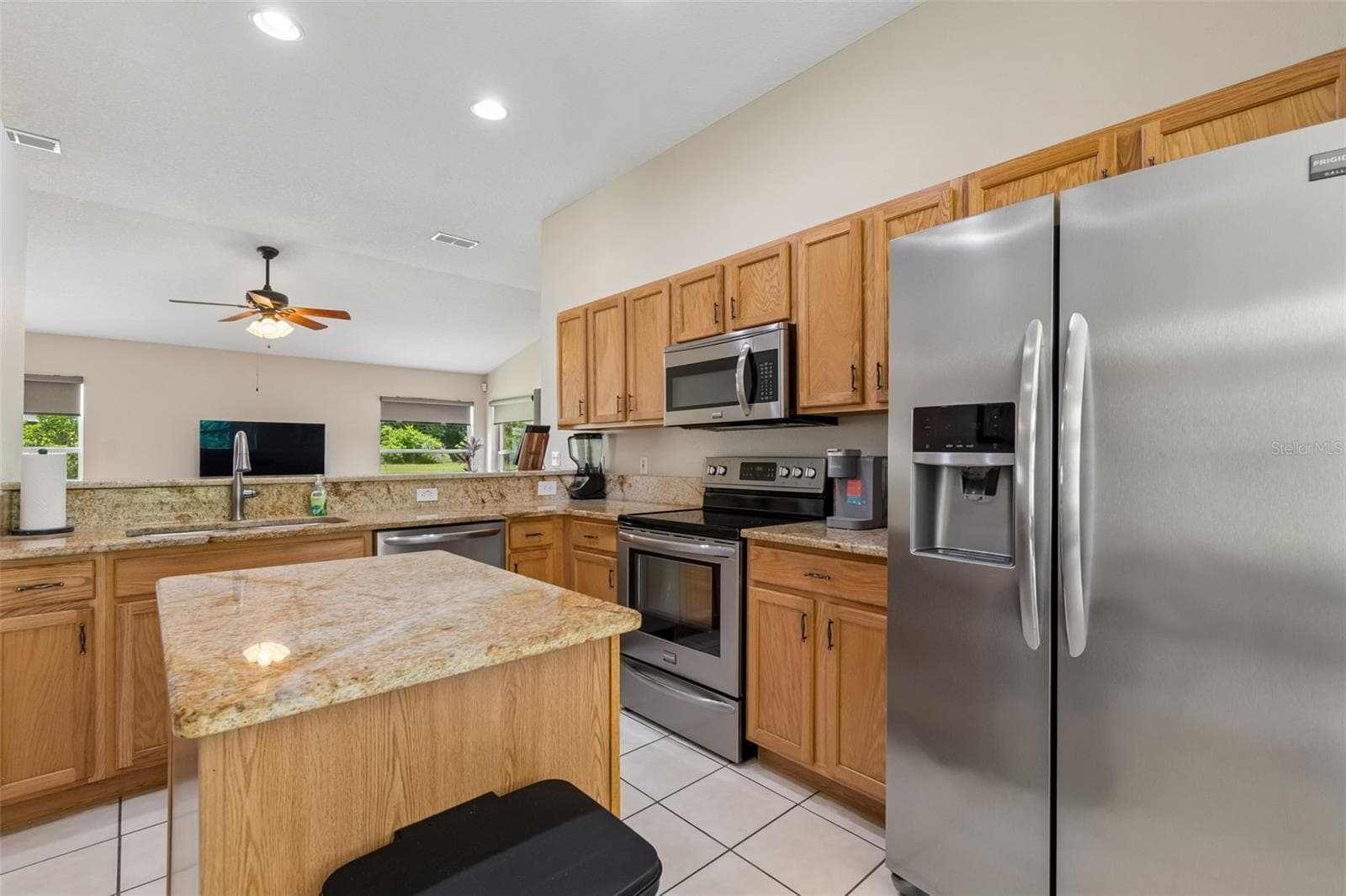 Single Family Residence at 20942 SUNSWEET CT, LAND O LAKES, photo 6 of 45