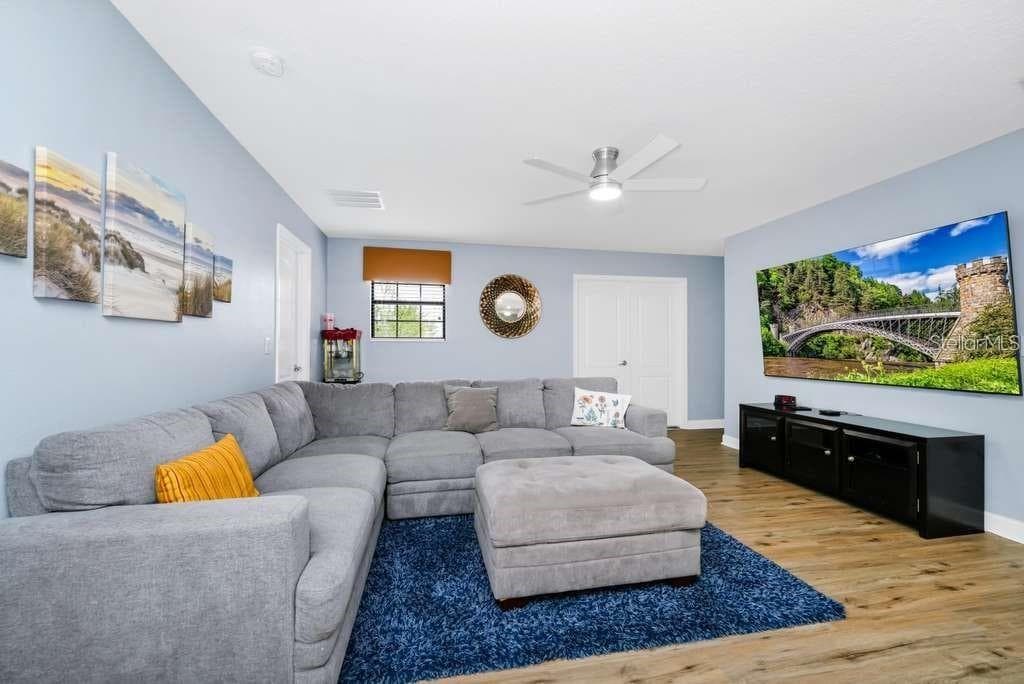 Single Family Residence at 1469 ROLLING FARIWAY, DAVENPORT, photo 12 of 39