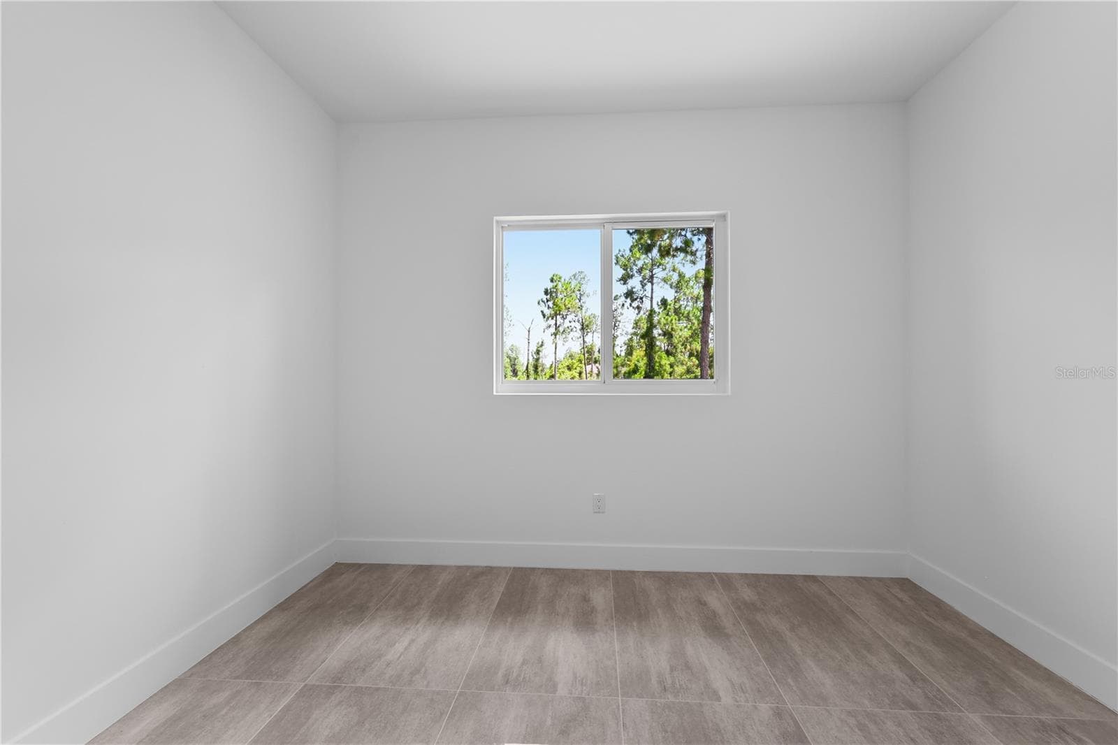 Single Family Residence at 1142 DUTCHESS ST E, LEHIGH ACRES, photo 51 of 58