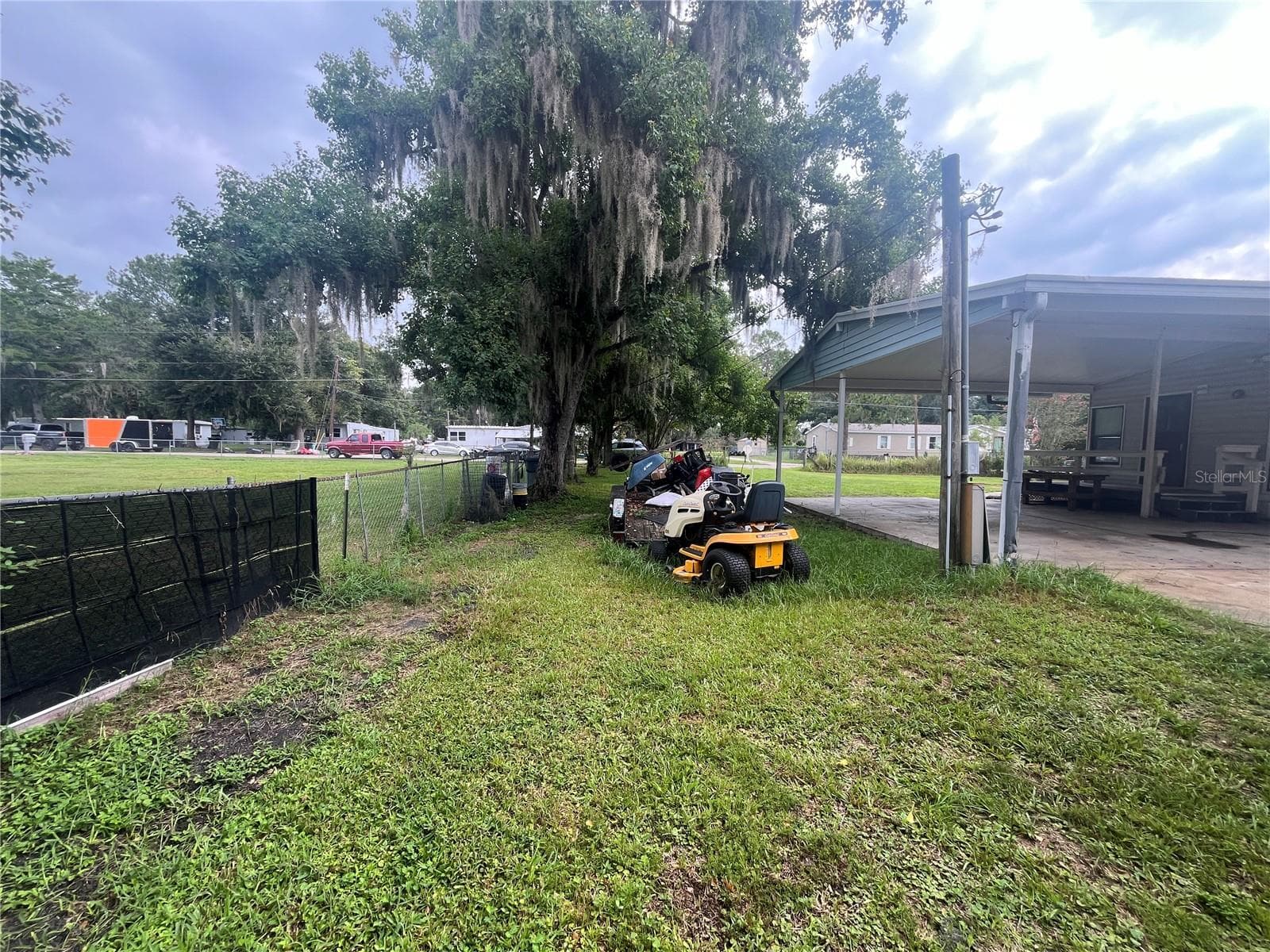 Manufactured Home at 4010 GLEN RD, LAKELAND, photo 58 of 66