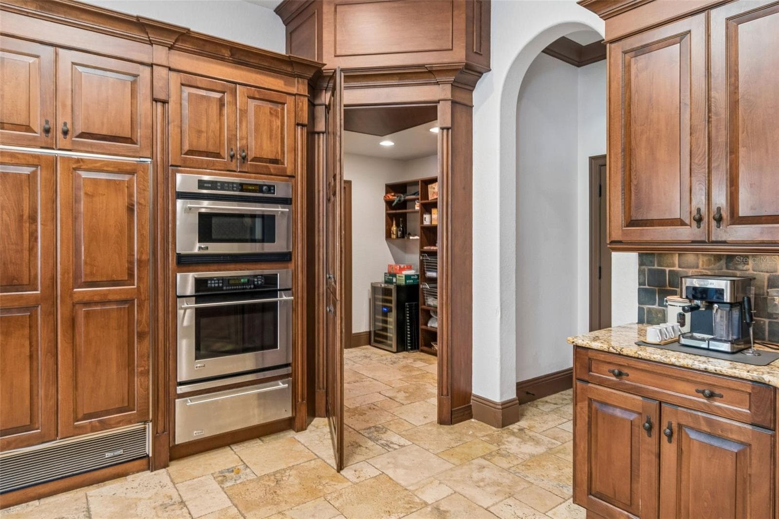 Single Family Residence at 13250 BELLARIA CIR, WINDERMERE, photo 24 of 99