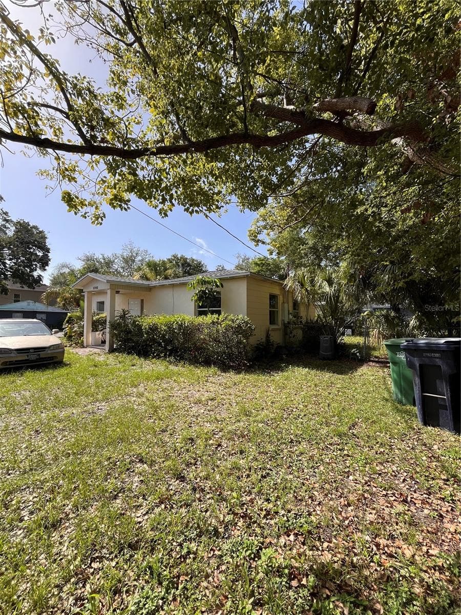 Single Family Residence at 3702 OHIO AVE, TAMPA, photo 7 of 17
