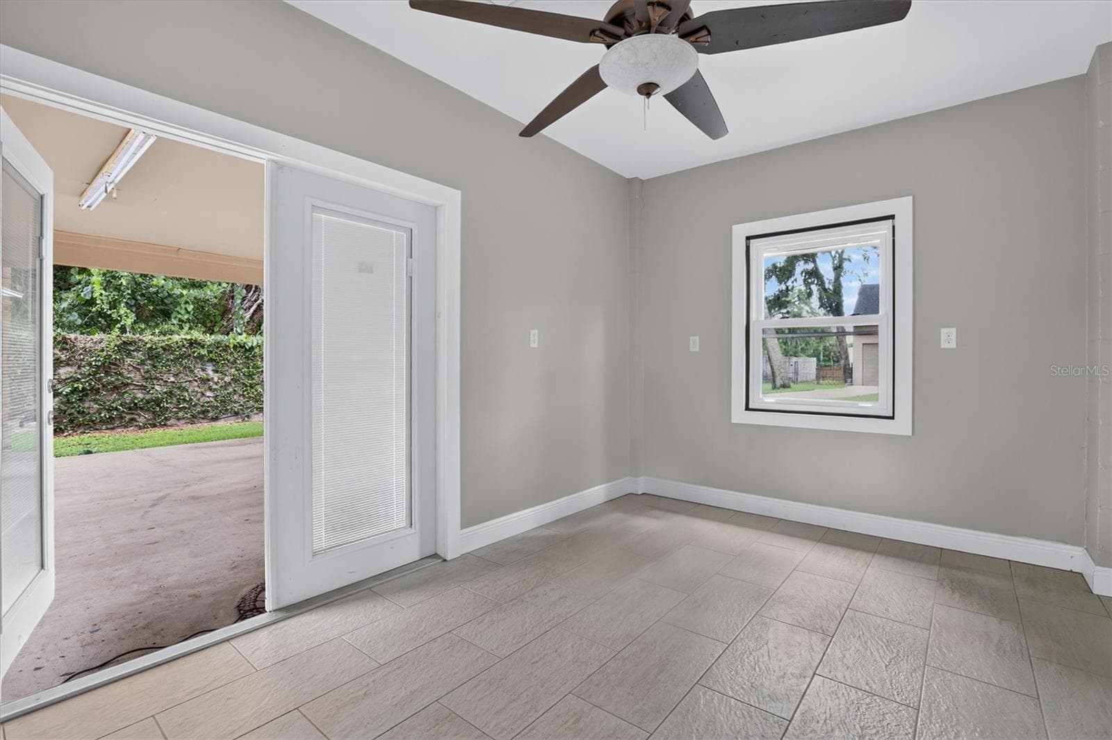 Pool house/cabana - 306 OAK ESTATES DR, ORLANDO