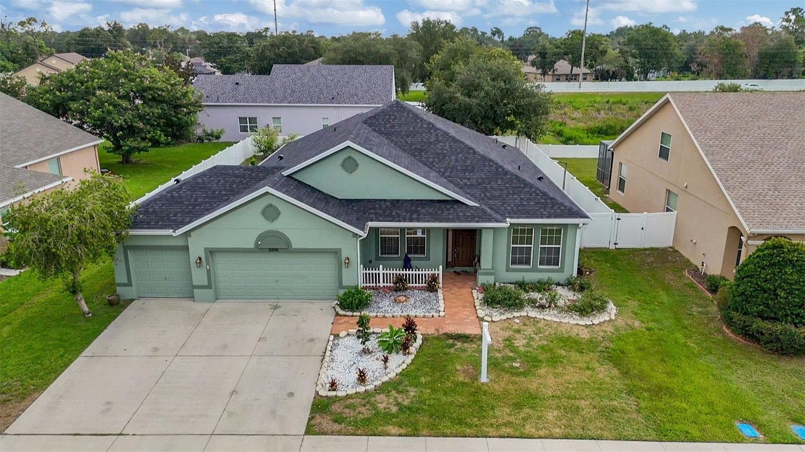 Single Family Residence at 2206 VIA CORTONA ST, PLANT CITY, photo 5 of 36