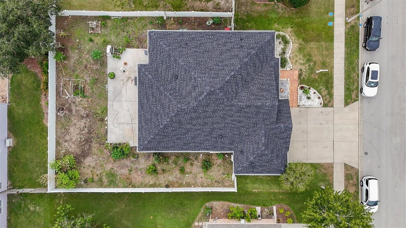 Single Family Residence at 2206 VIA CORTONA ST, PLANT CITY, photo 34 of 36