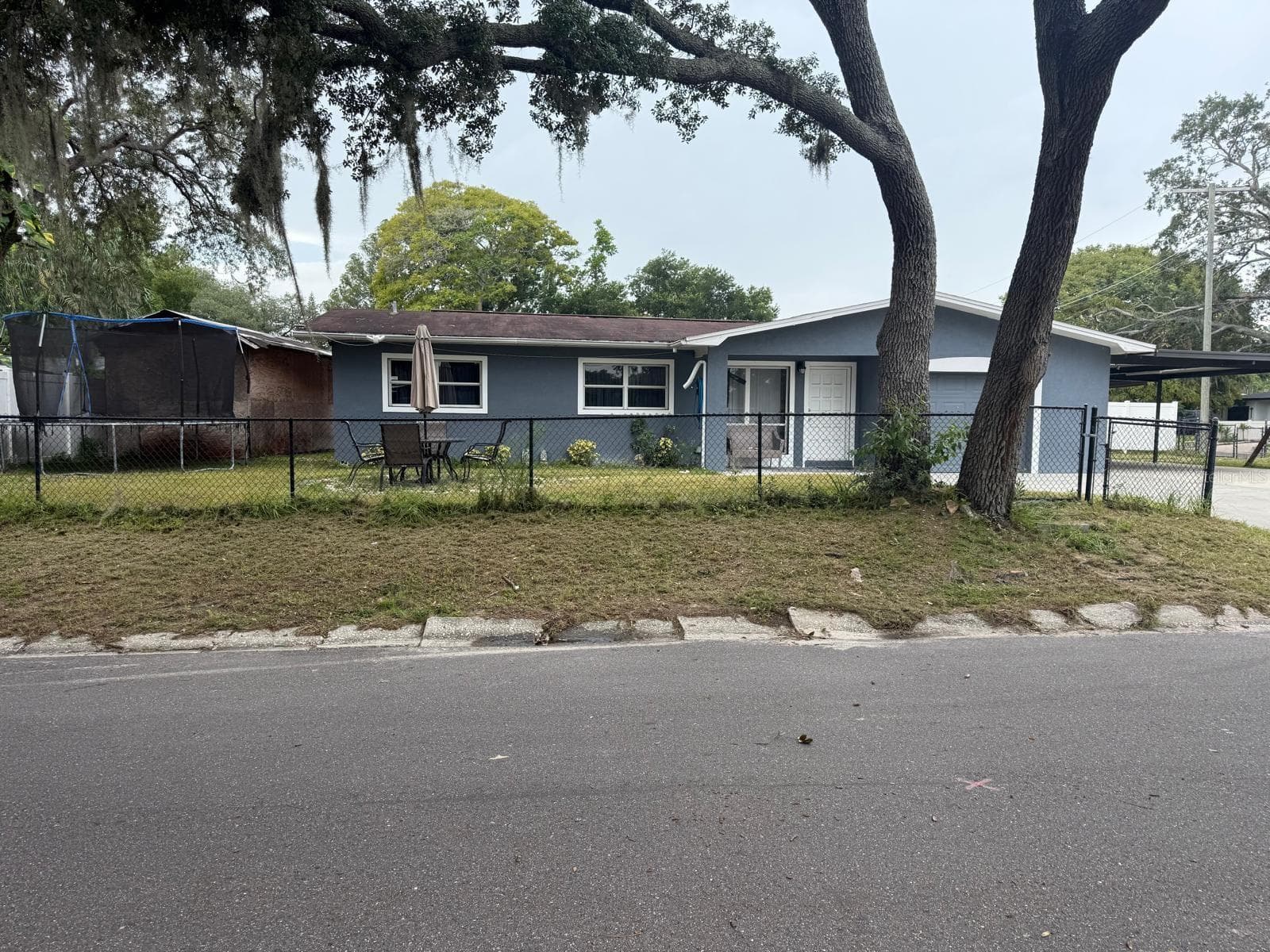 Single Family Residence at 1827 HEATHER AVE, TAMPA, photo 2 of 21