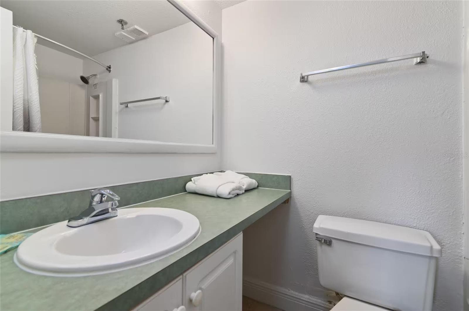 Condominium at 6165 CARRIER DR #1402, ORLANDO, photo 11 of 27