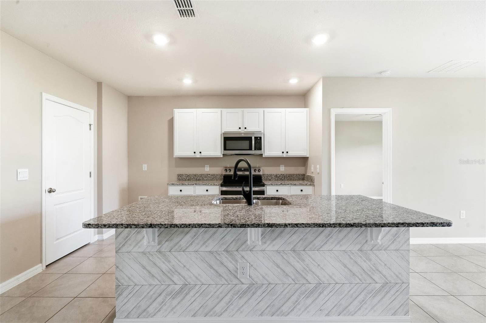 Single Family Residence at 895 LAZIO CIR, DEBARY, photo 8 of 45