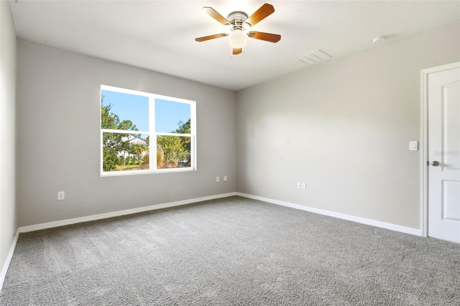 Single Family Residence at 895 LAZIO CIR, DEBARY, photo 22 of 45