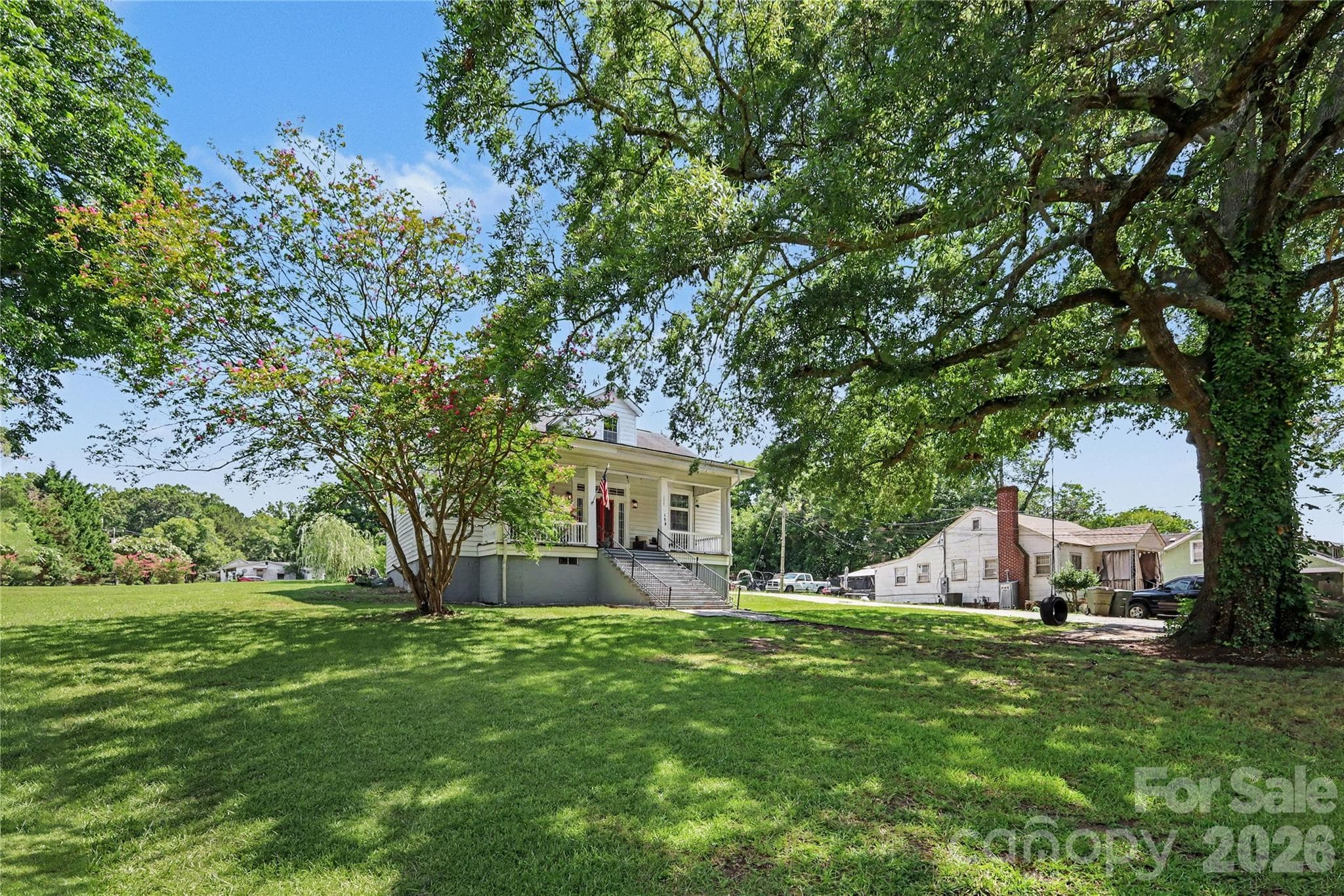 Expansive Side Yard - 159 E Lacy Street, Chester