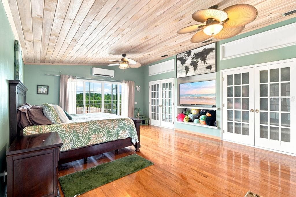 Primary Bedroom- Upstairs - 220 BRANDY CT, DELTONA