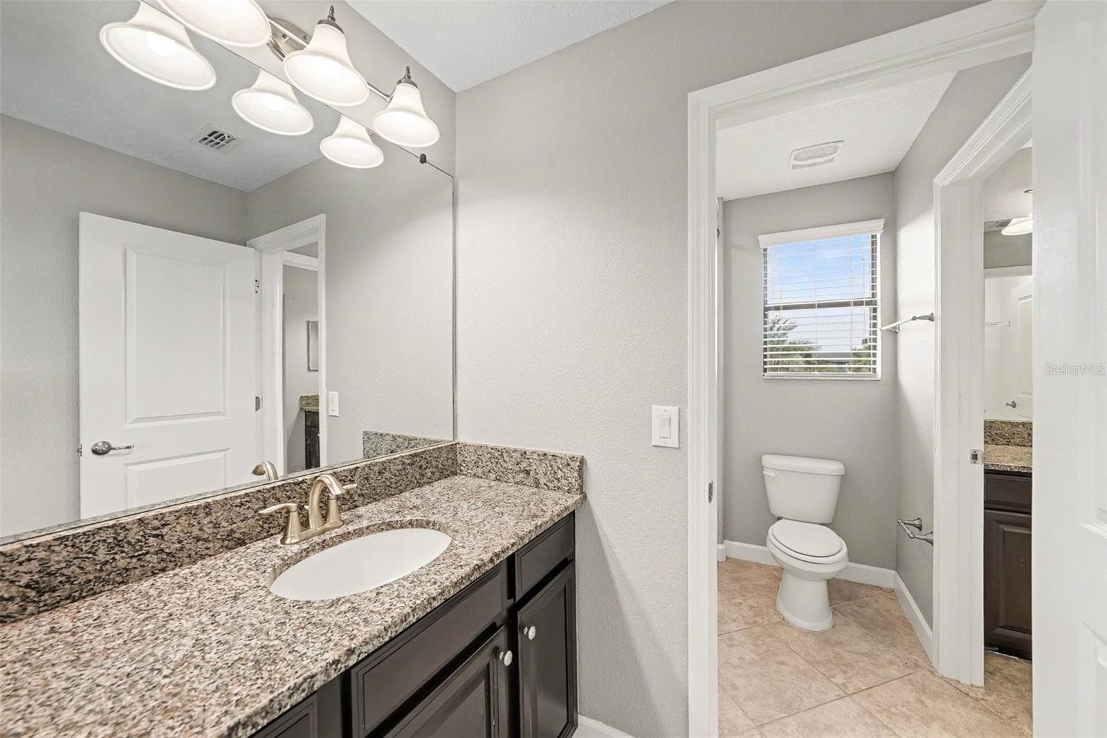 Single Family Residence at 28500 PLEASANT BAY LOOP, WESLEY CHAPEL, photo 16 of 19
