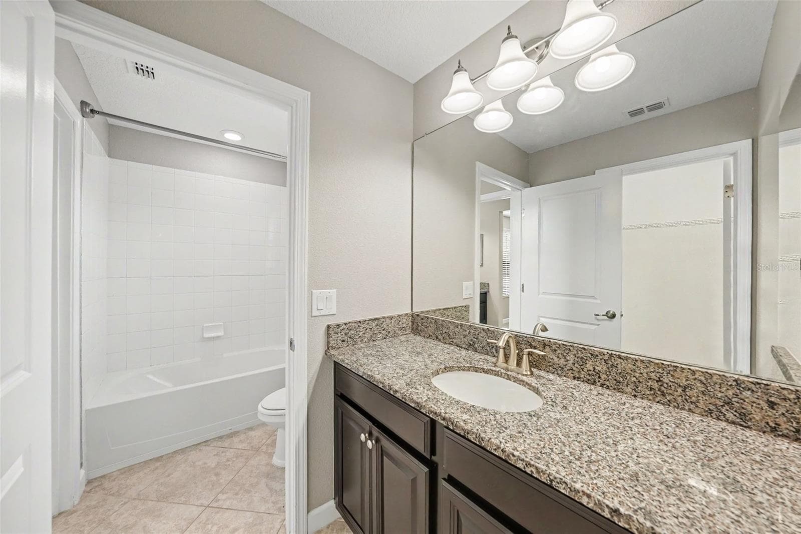 Single Family Residence at 28500 PLEASANT BAY LOOP, WESLEY CHAPEL, photo 18 of 19