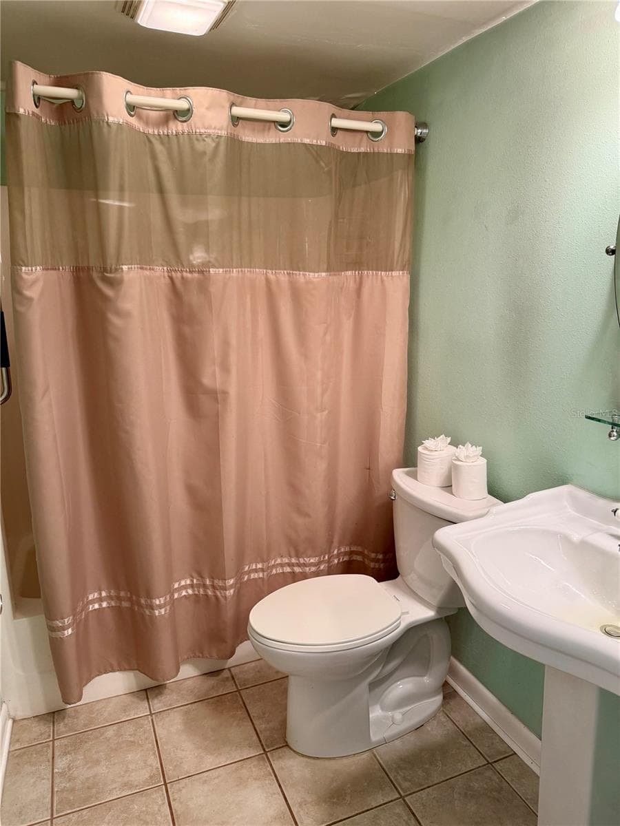 Townhouse at 2617 FOREST RUN CT, CLEARWATER, photo 19 of 19