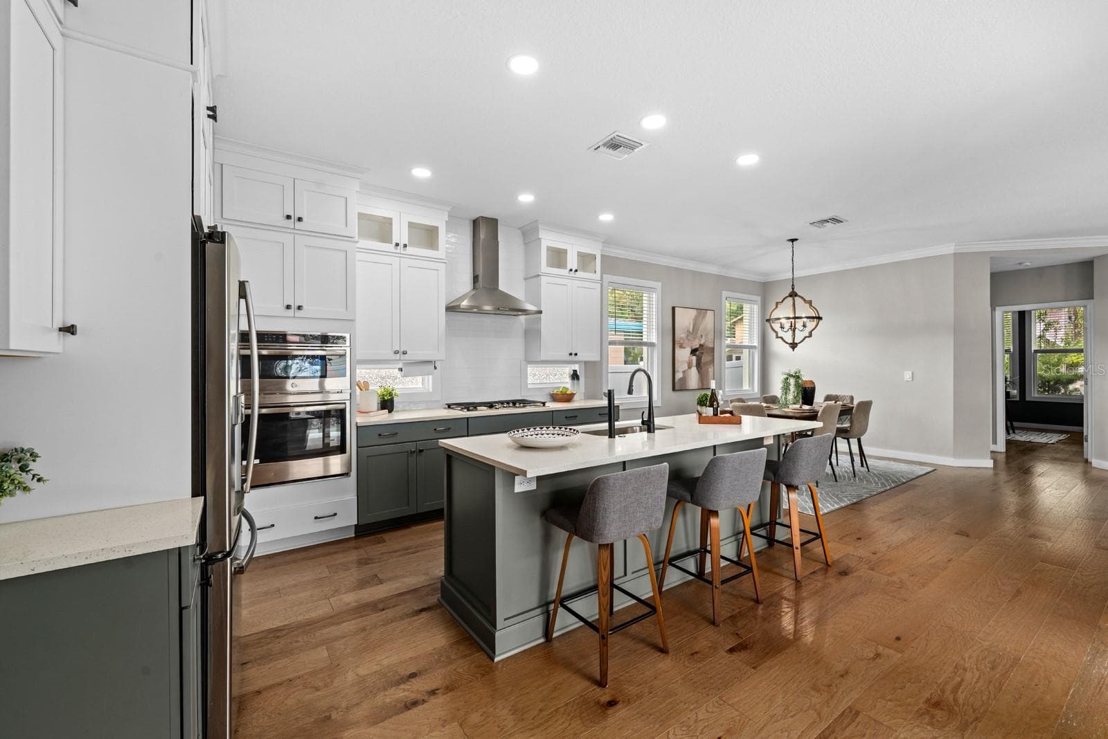 The heart of the home - 1028 5TH ST N, ST PETERSBURG