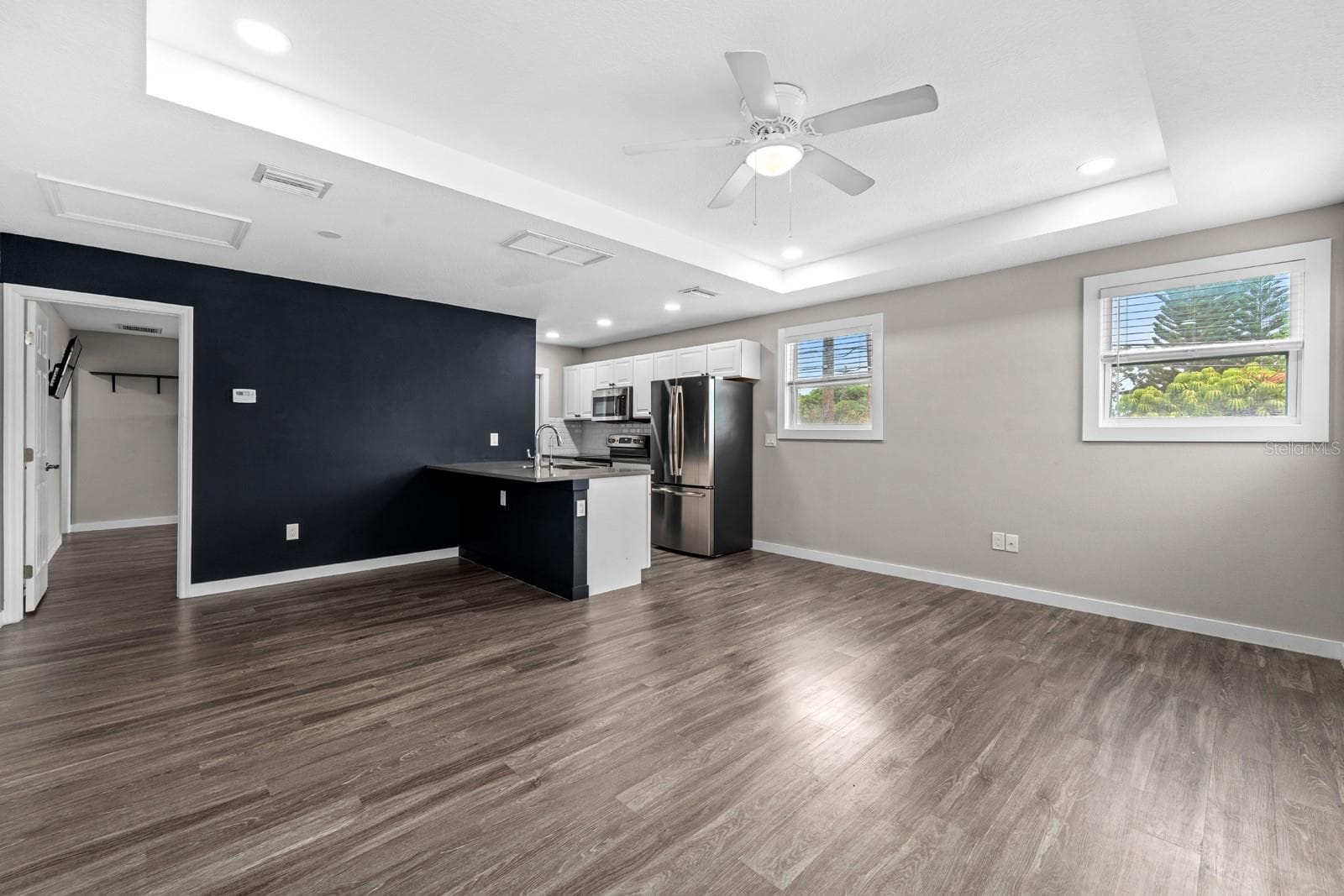 Comfortable, private and completely independent - 1028 5TH ST N, ST PETERSBURG