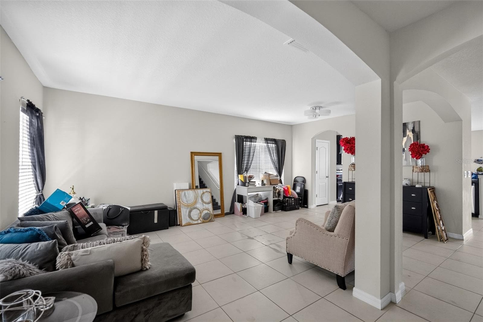 Single Family Residence at 11202 CARRICK STONE ST, WIMAUMA, photo 6 of 22