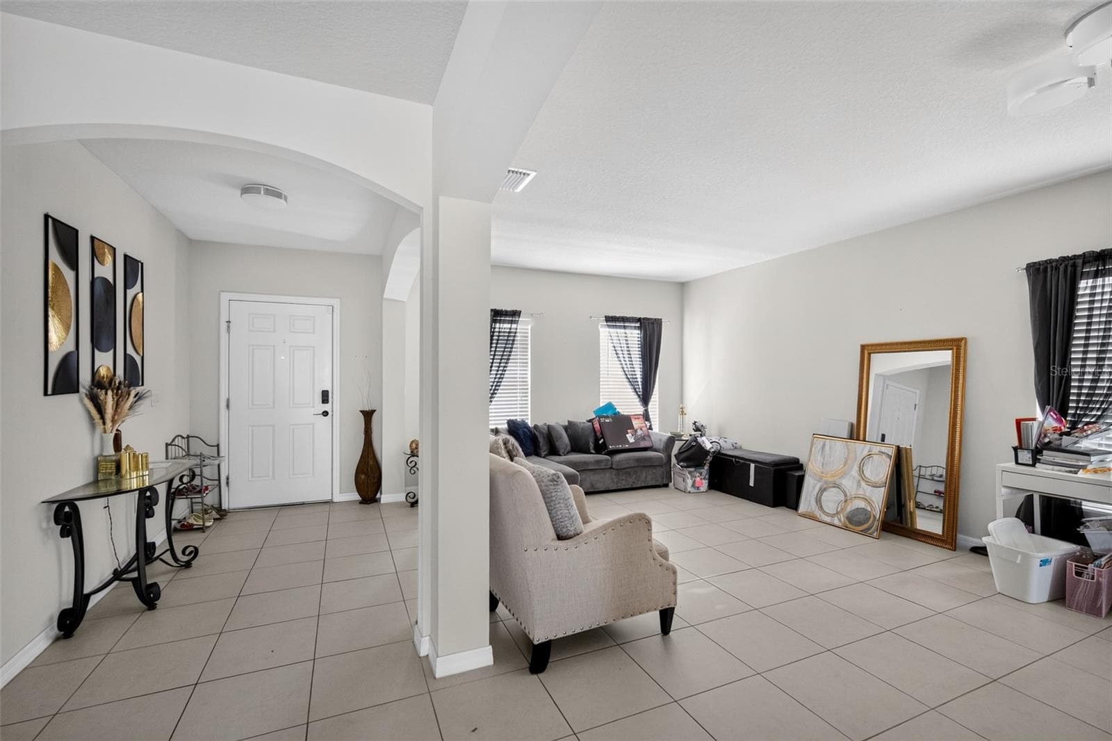 Single Family Residence at 11202 CARRICK STONE ST, WIMAUMA, photo 7 of 22