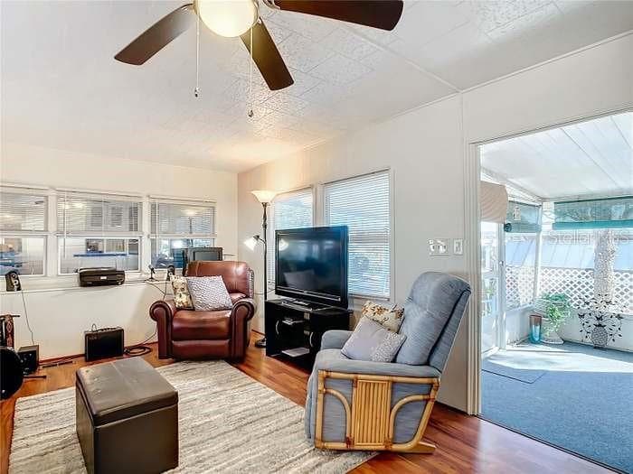 Mobile Home at 2331 BELLEAIR RD #116, CLEARWATER, photo 20 of 50