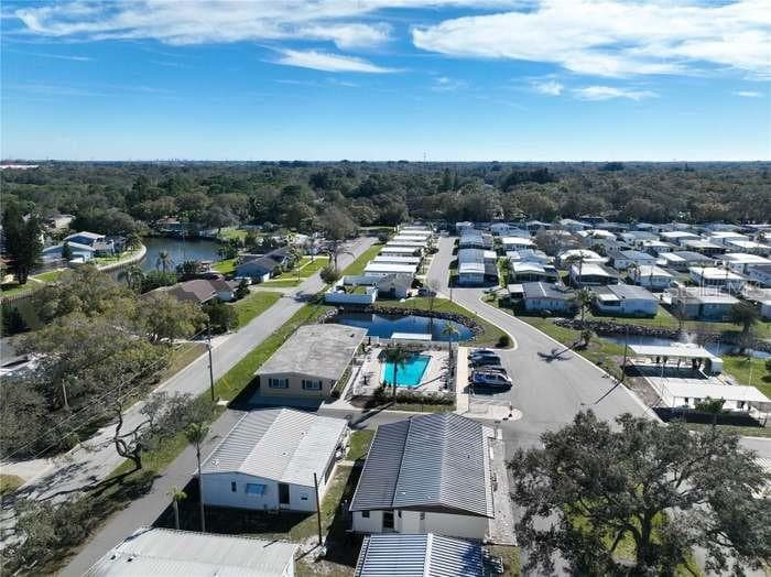 Mobile Home at 2331 BELLEAIR RD #116, CLEARWATER, photo 37 of 50